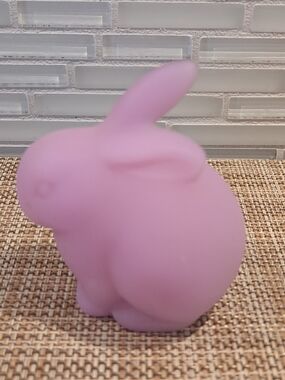 Vtg Fenton Lavender Glass Rabbit Paperweight Bunny Figurine Satin 3 1/2"